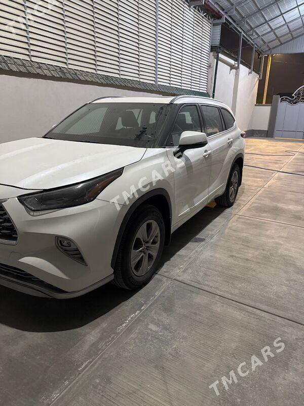 Toyota Highlander 2021 - 600 000 TMT - Aşgabat - img 3