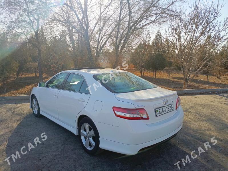 Toyota Camry 2010 - 216 000 TMT - Дашогуз - img 5