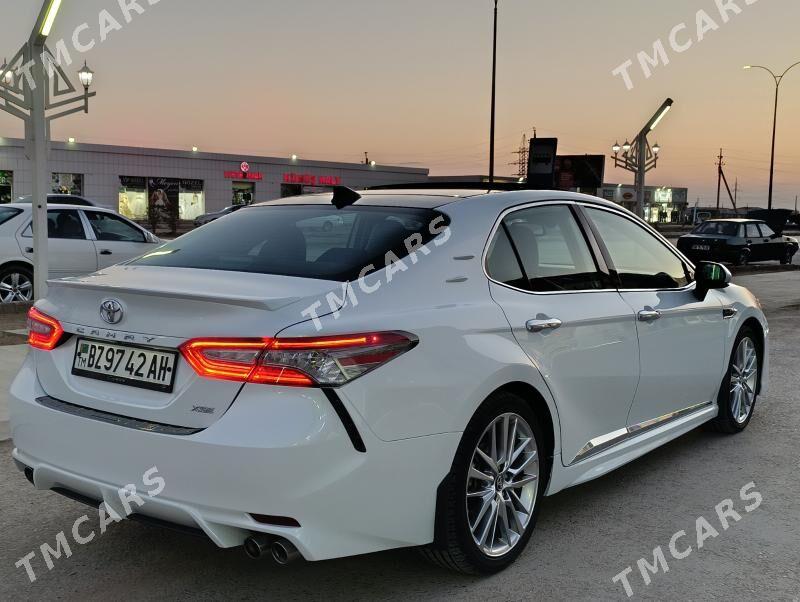 Toyota Camry 2019 - 340 000 TMT - Tejen - img 5