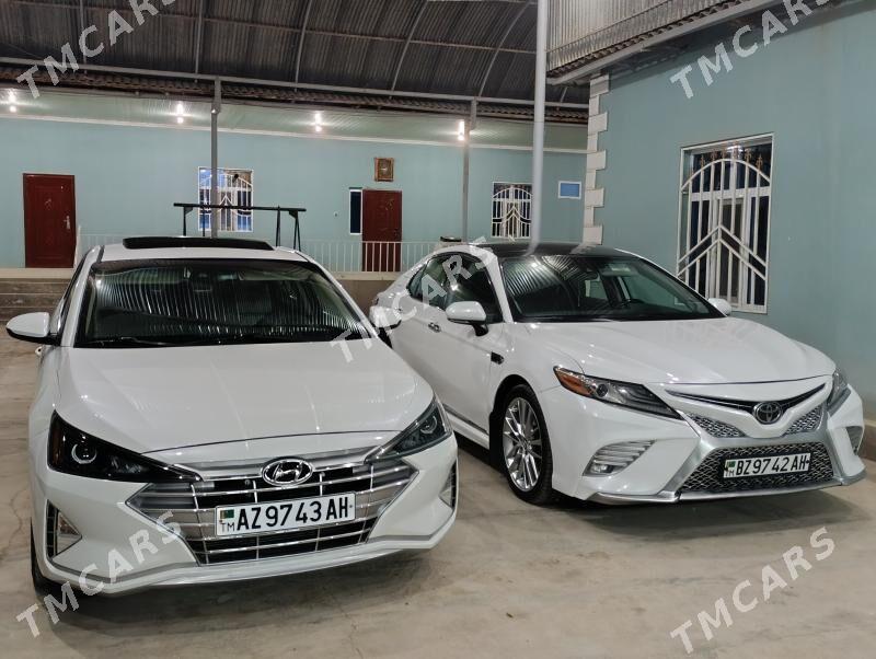 Toyota Camry 2019 - 340 000 TMT - Tejen - img 9