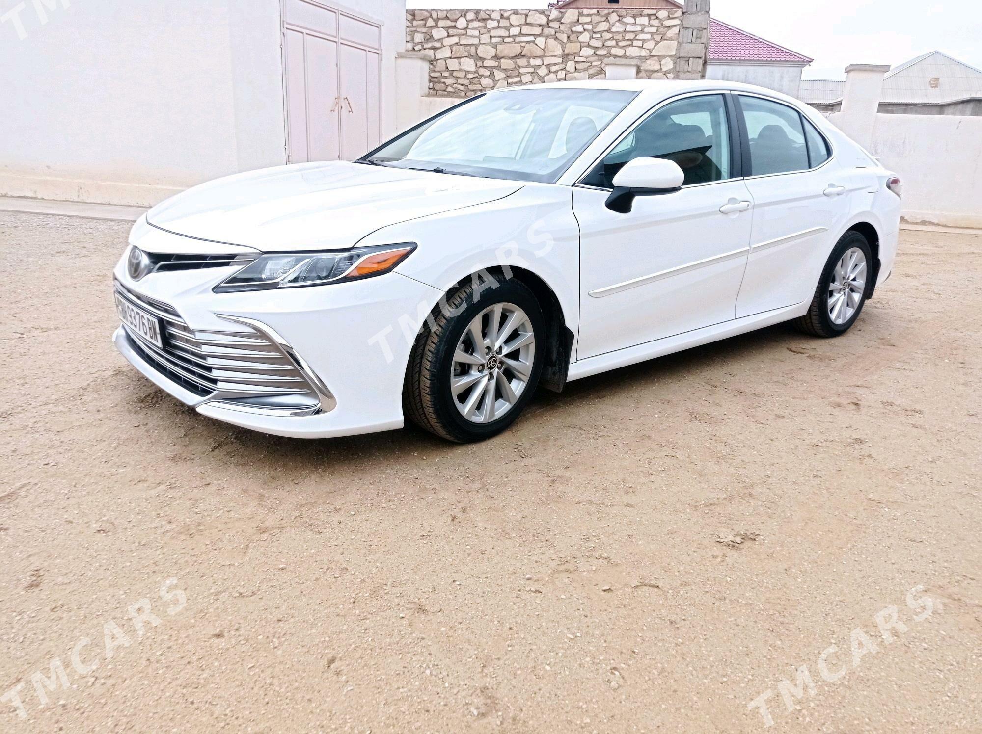 Toyota Camry 2021 - 330 000 TMT - Балканабат - img 3