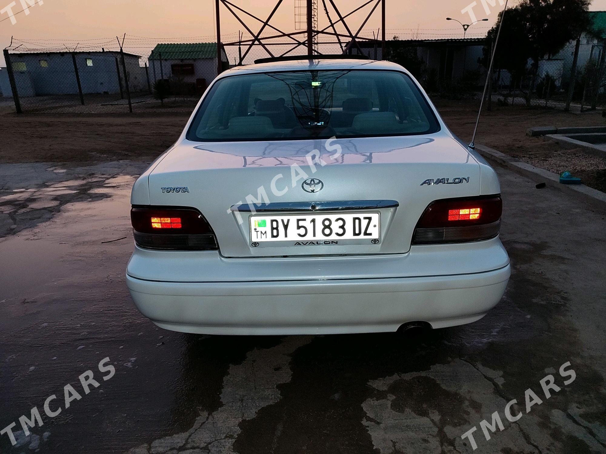 Toyota Avalon 1997 - 120 000 TMT - Балканабат - img 4