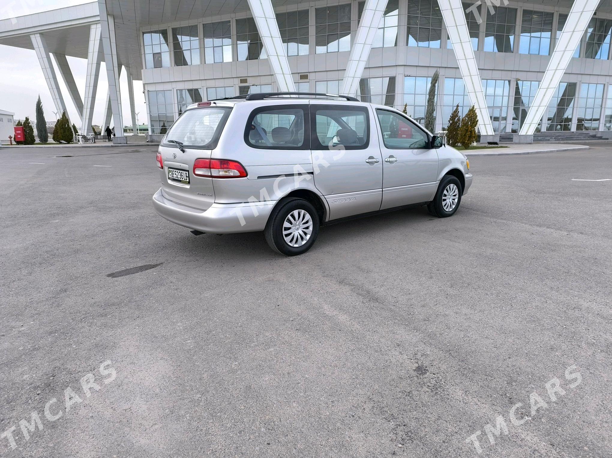 Toyota Sienna 2002 - 162 000 TMT - Türkmenabat - img 5