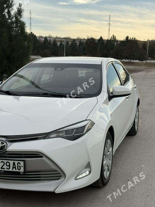 Toyota Corolla 2019 - 230 000 TMT - 11 мкр - img 3