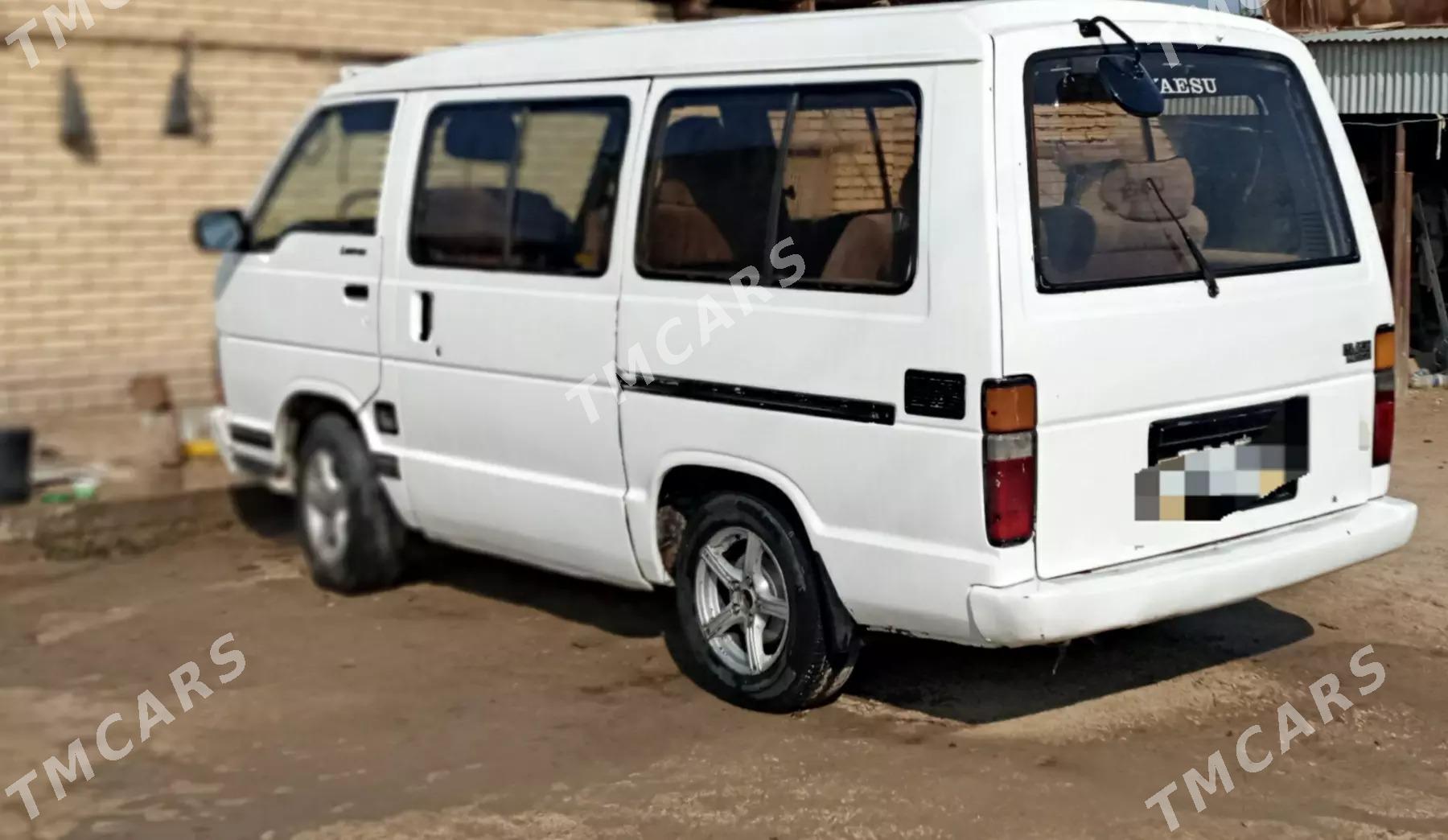 Toyota Hiace 1987 - 36 000 TMT - Сакарчага - img 5