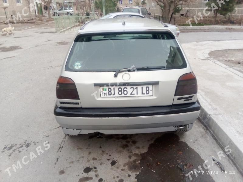 Volkswagen Golf III 1993 - 25 000 TMT - Туркменабат - img 2