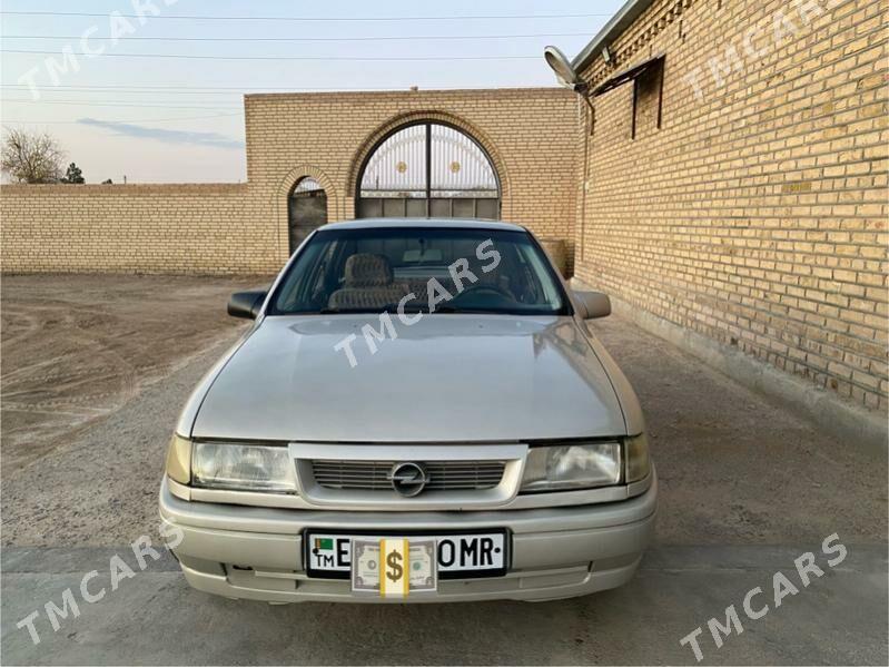 Opel Vectra 1990 - 25 000 TMT - Murgap - img 3