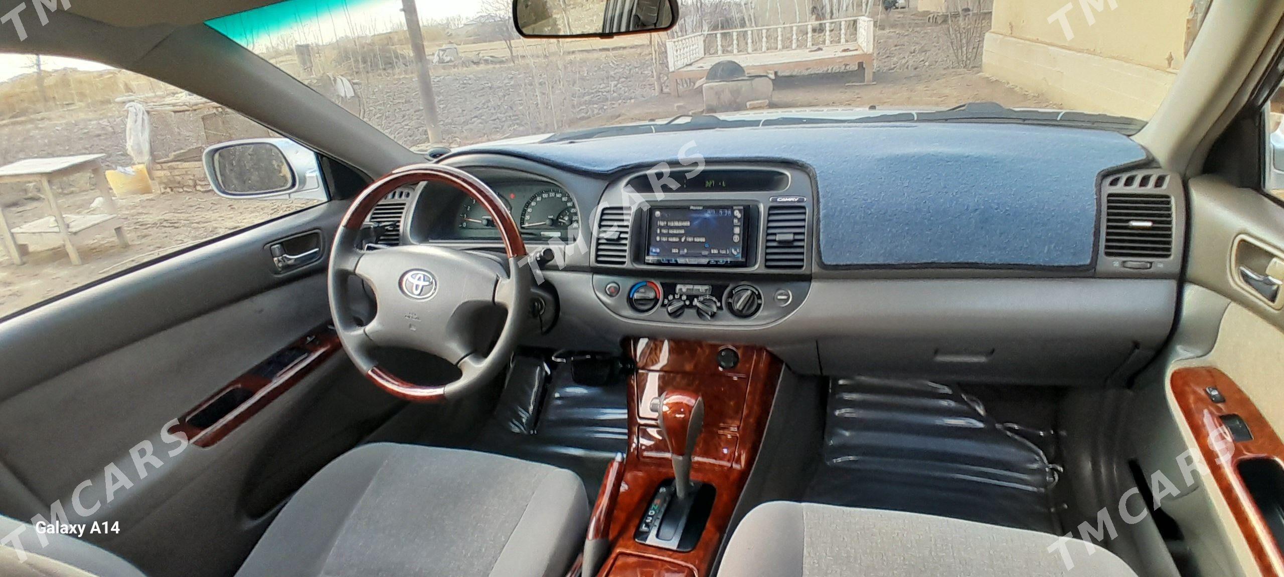 Toyota Camry 2005 - 180 000 TMT - Köneürgenç - img 8