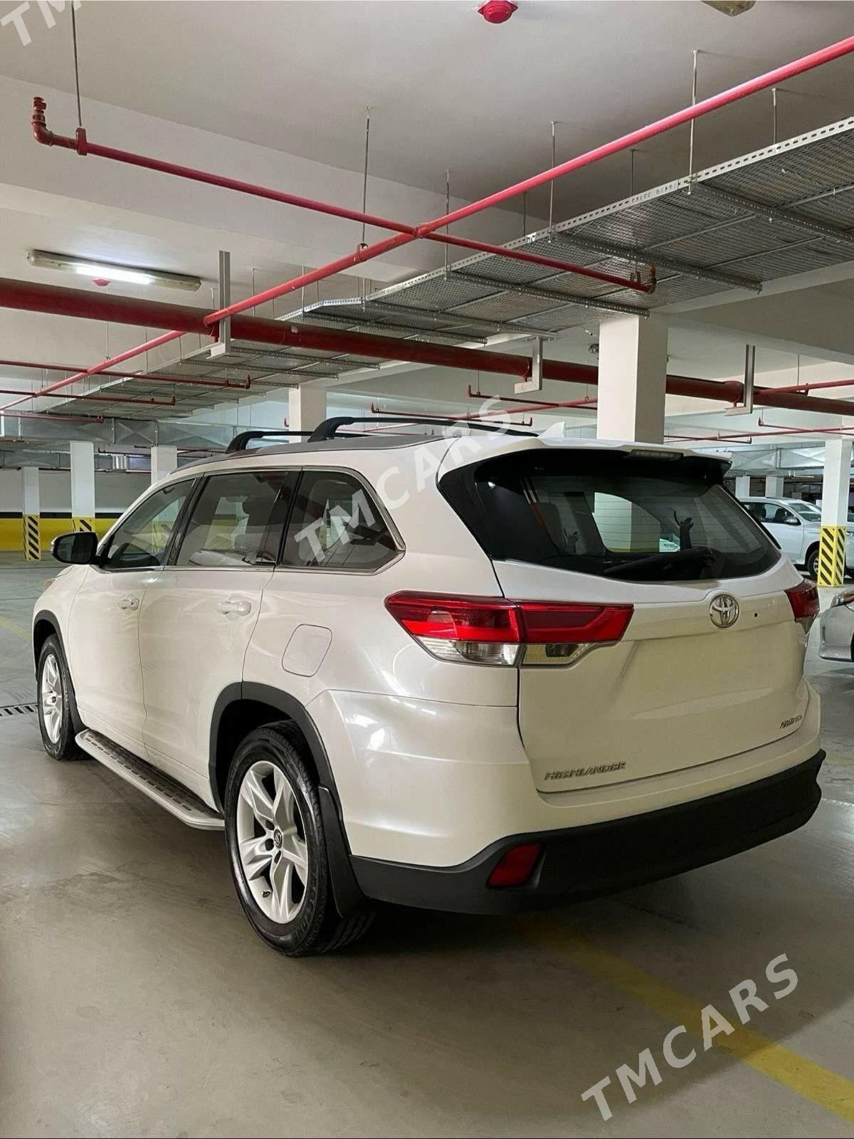 Toyota Highlander 2017 - 440 000 TMT - Aşgabat - img 4