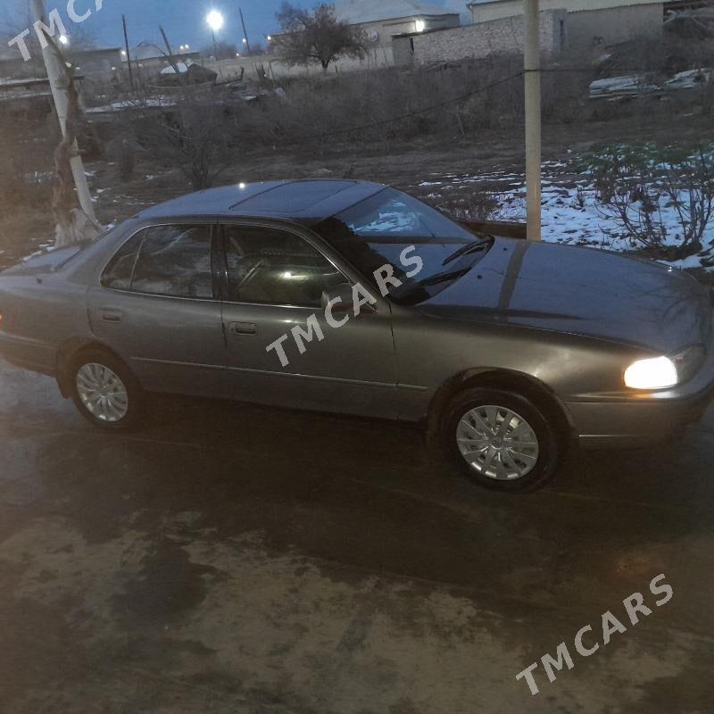 Toyota Camry 1994 - 76 000 TMT - Мары - img 2