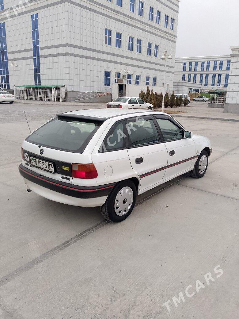 Opel Astra 1993 - 45 000 TMT - Daşoguz - img 4