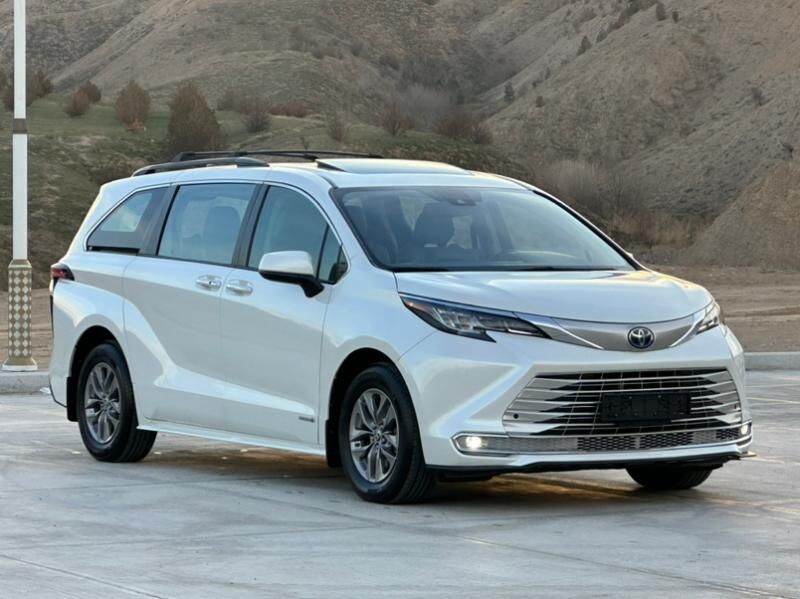 Toyota Sienna 2021 - 638 000 TMT - Ашхабад - img 3