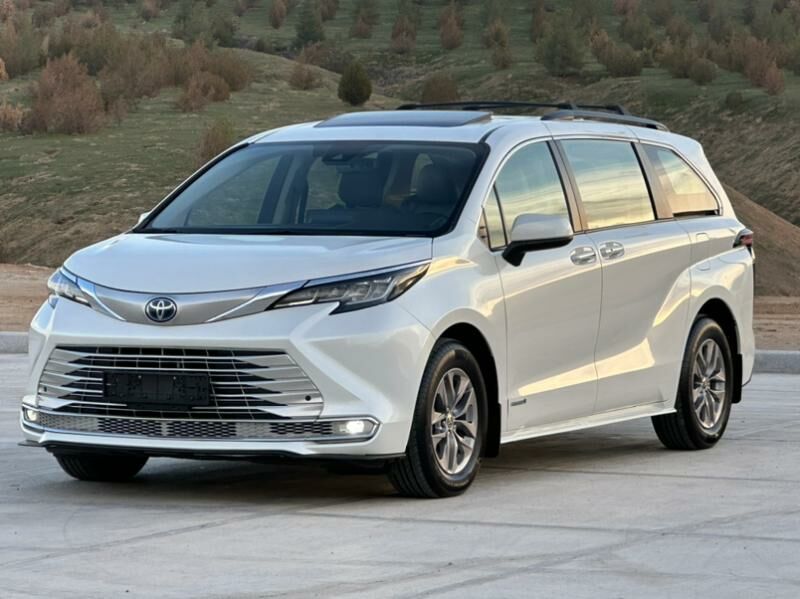 Toyota Sienna 2021 - 638 000 TMT - Ашхабад - img 2