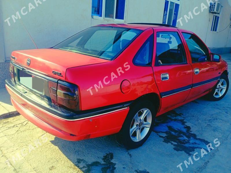 Opel Vectra 1992 - 28 000 TMT - Ёлётен - img 2