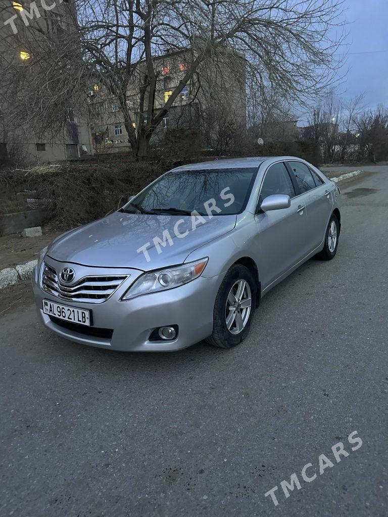 Toyota Camry 2010 - 160 000 TMT - Газаджак - img 2