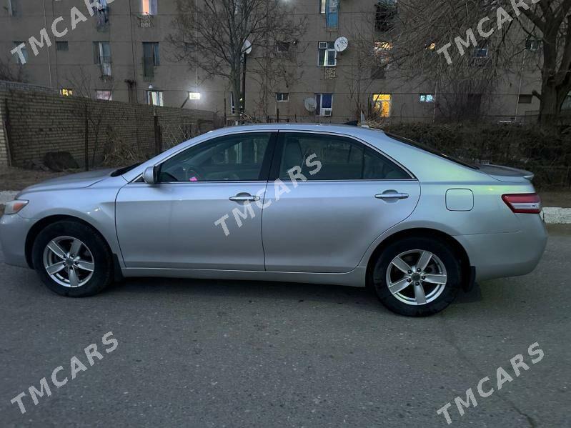 Toyota Camry 2010 - 160 000 TMT - Газаджак - img 5