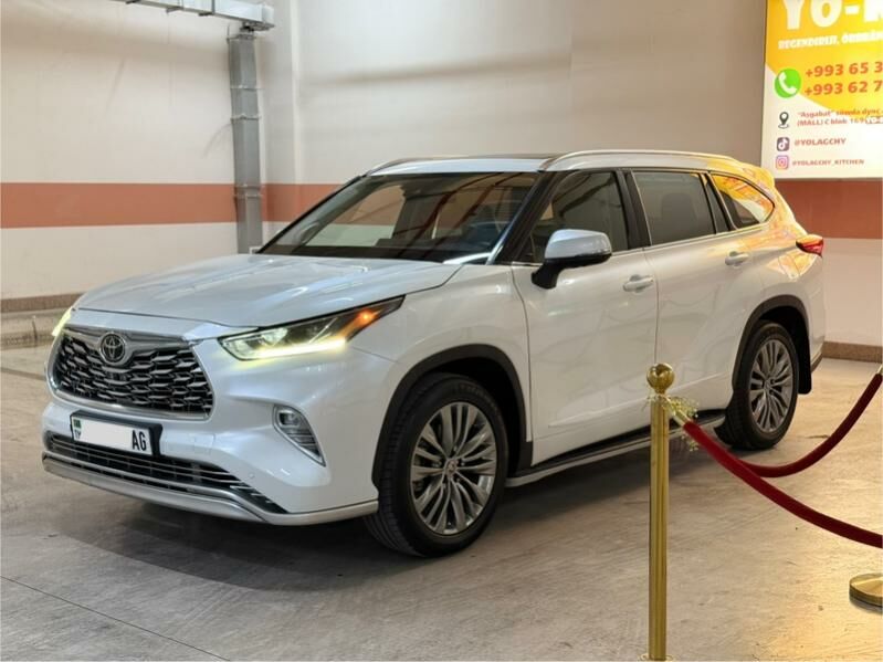 Toyota Highlander 2022 - 745 000 TMT - Aşgabat - img 3