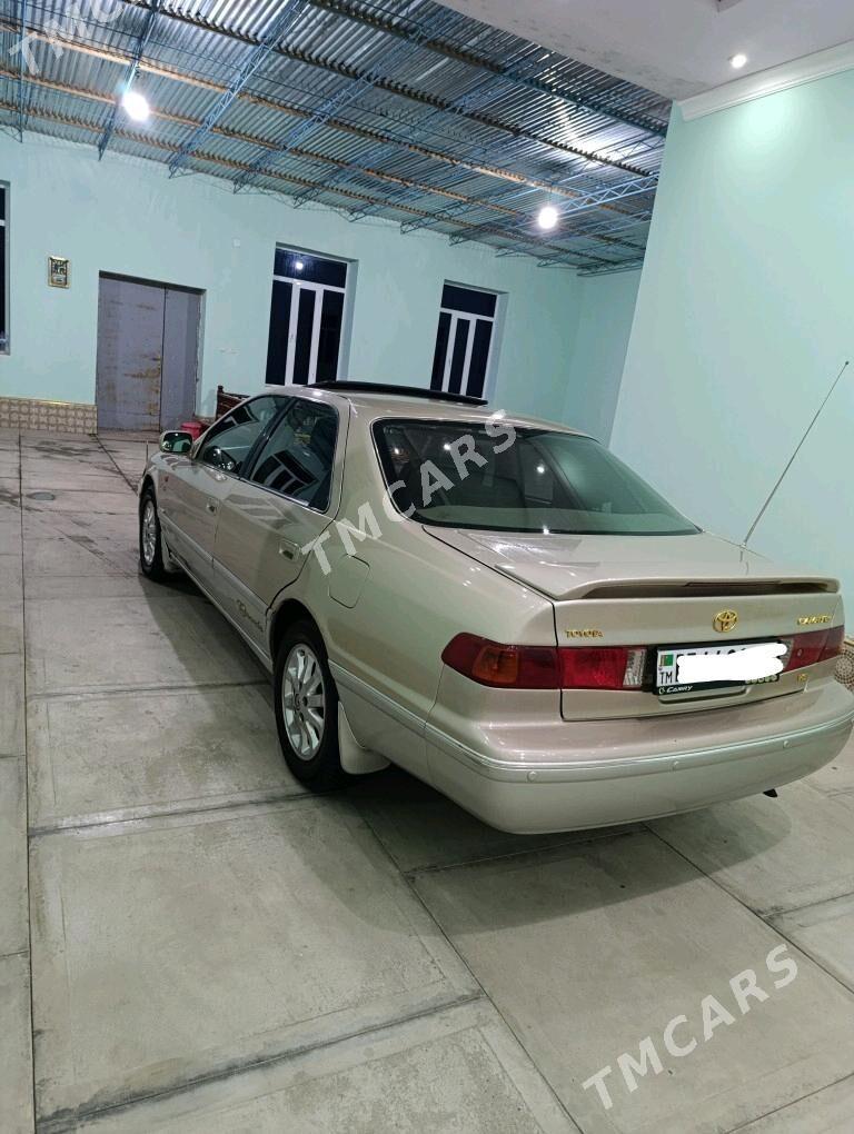 Toyota Camry 2000 - 150 000 TMT - Туркменабат - img 5