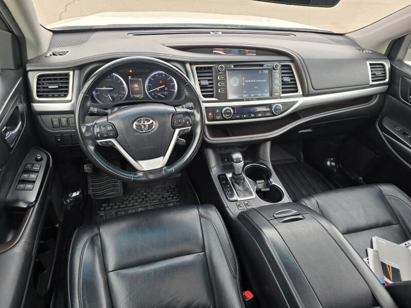 Toyota Highlander 2018 - 495 000 TMT - Aşgabat - img 6