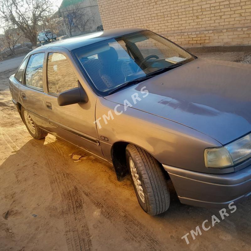 Opel Vectra 1990 - 18 000 TMT - Сакар - img 8