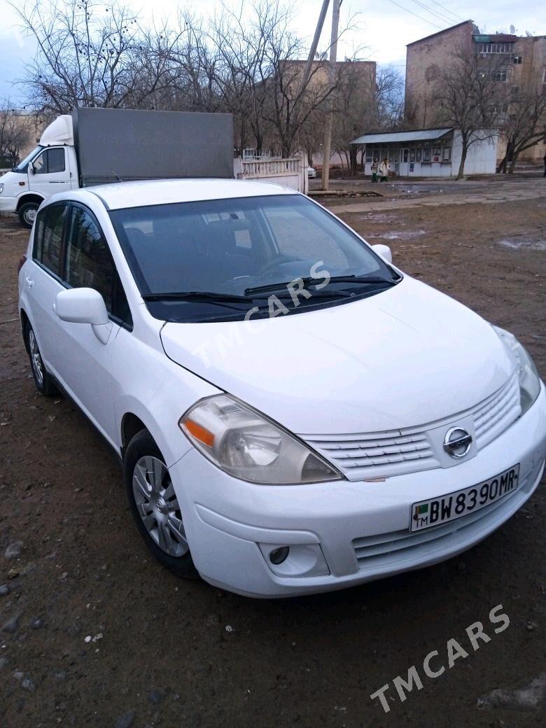 Nissan Versa 2010 - 82 000 TMT - Мары - img 4