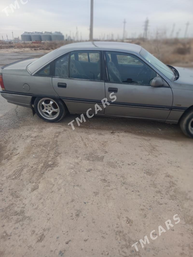 Opel Omega 1990 - 22 000 TMT - Туркменабат - img 2