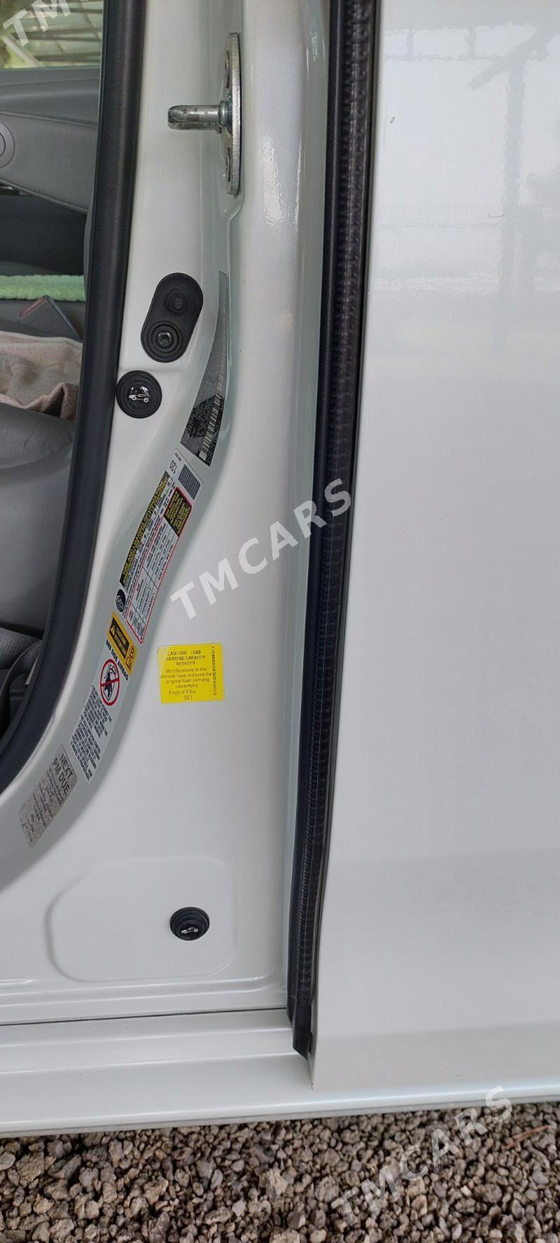 Toyota Sienna 2016 - 400 000 TMT - Aşgabat - img 6