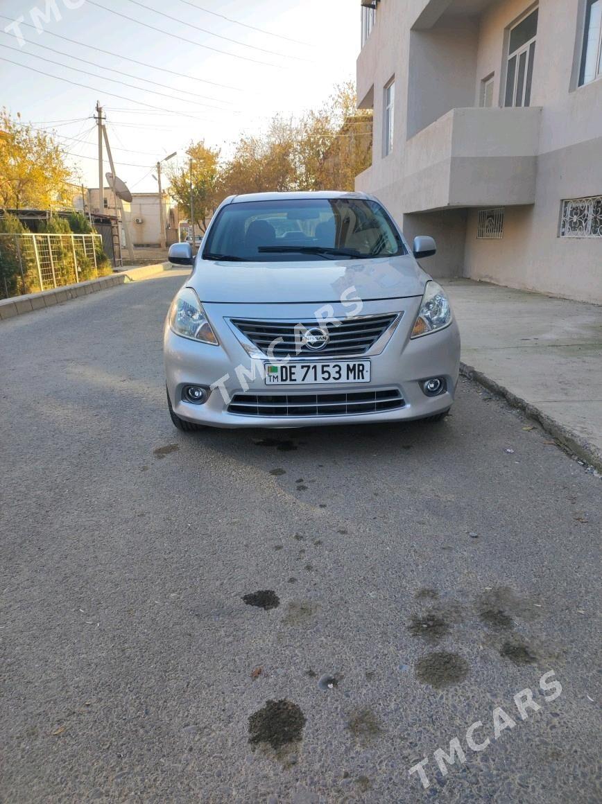 Nissan Versa 2012 - 110 000 TMT - Мары - img 3