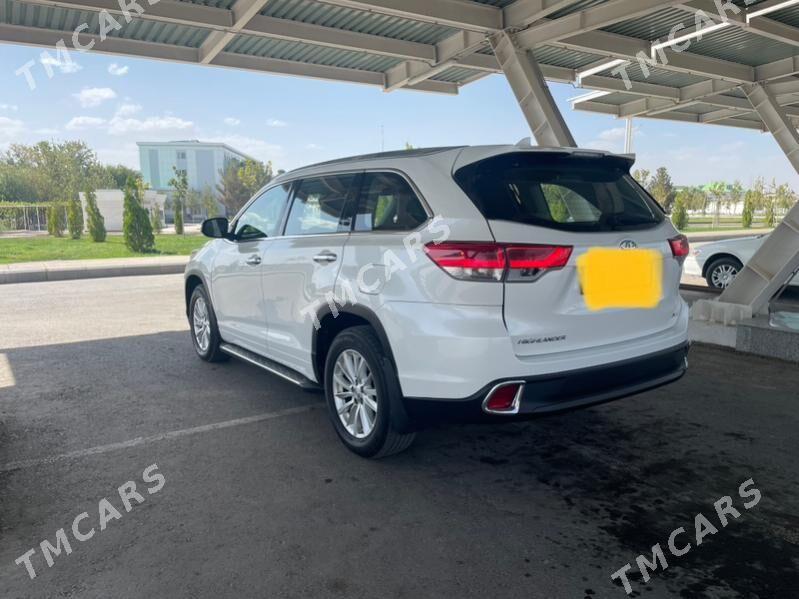 Toyota Highlander 2018 - 420 000 TMT - Türkmenabat - img 3