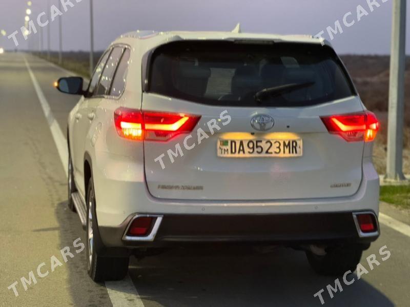 Toyota Highlander 2018 - 385 000 TMT - Aşgabat - img 2