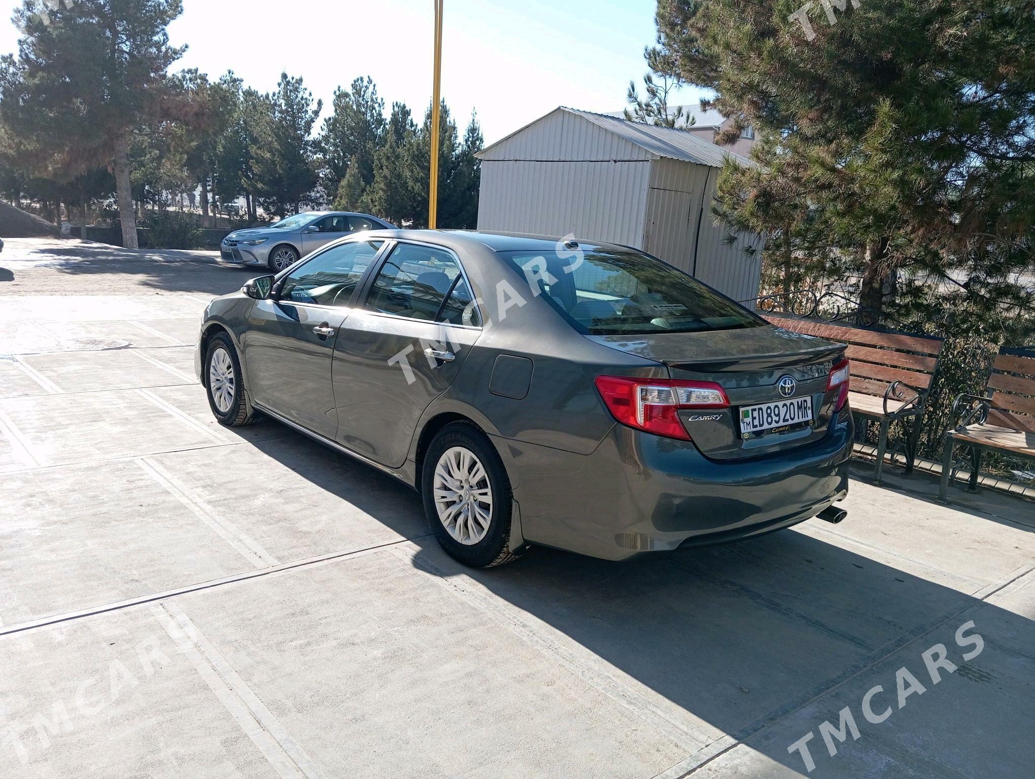 Toyota Camry 2012 - 169 000 TMT - Байрамали - img 2