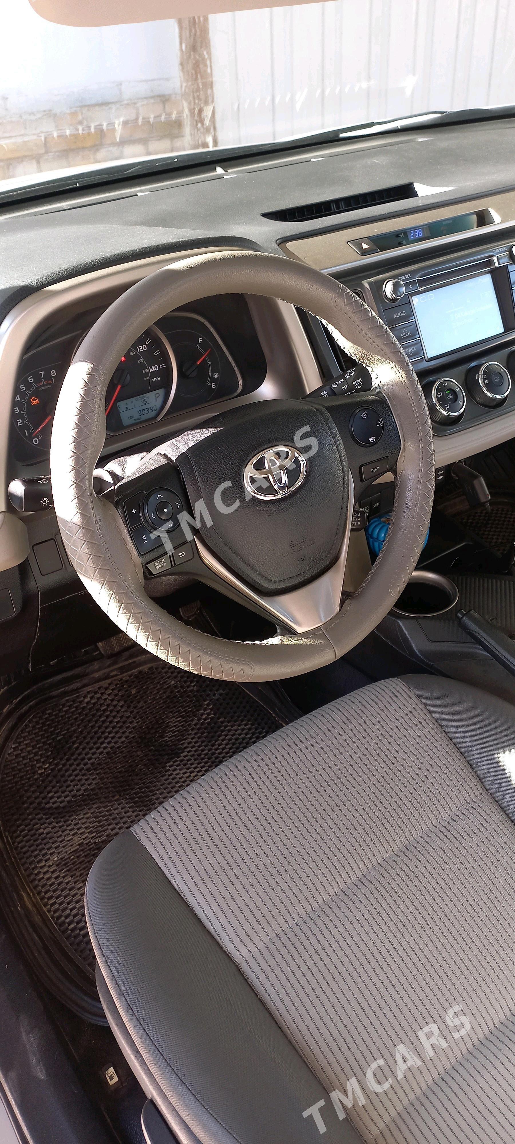 Toyota RAV4 2014 - 230 000 TMT - Wekilbazar - img 3