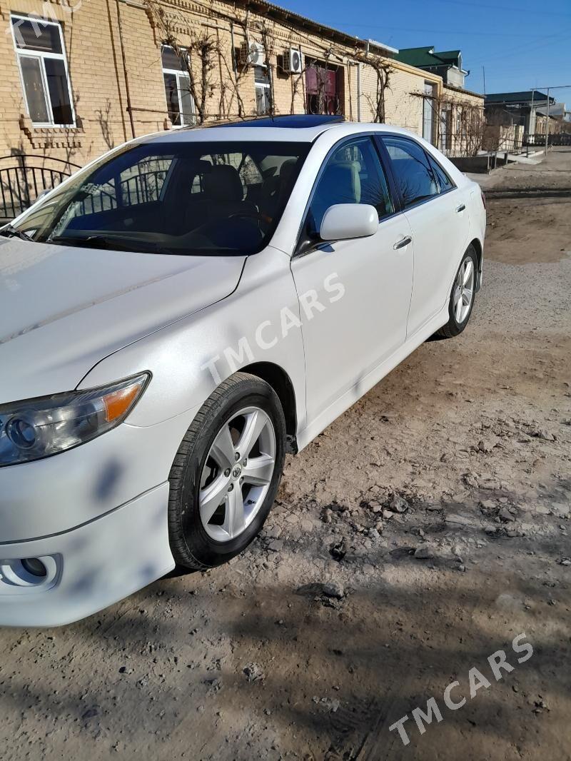 Toyota Camry 2010 - 185 000 TMT - Türkmenabat - img 5