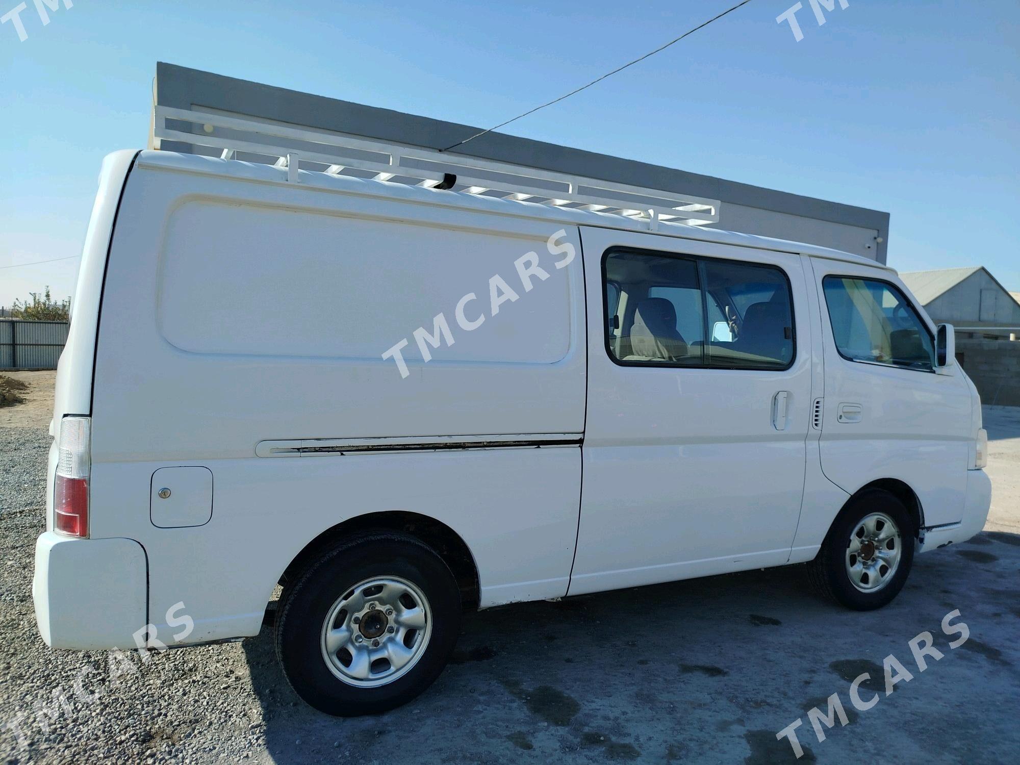 Nissan Urvan 2001 - 120 000 TMT - Мары - img 4