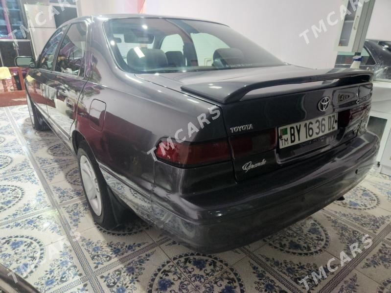 Toyota Camry 1997 - 135 000 TMT - Кёнеургенч - img 4