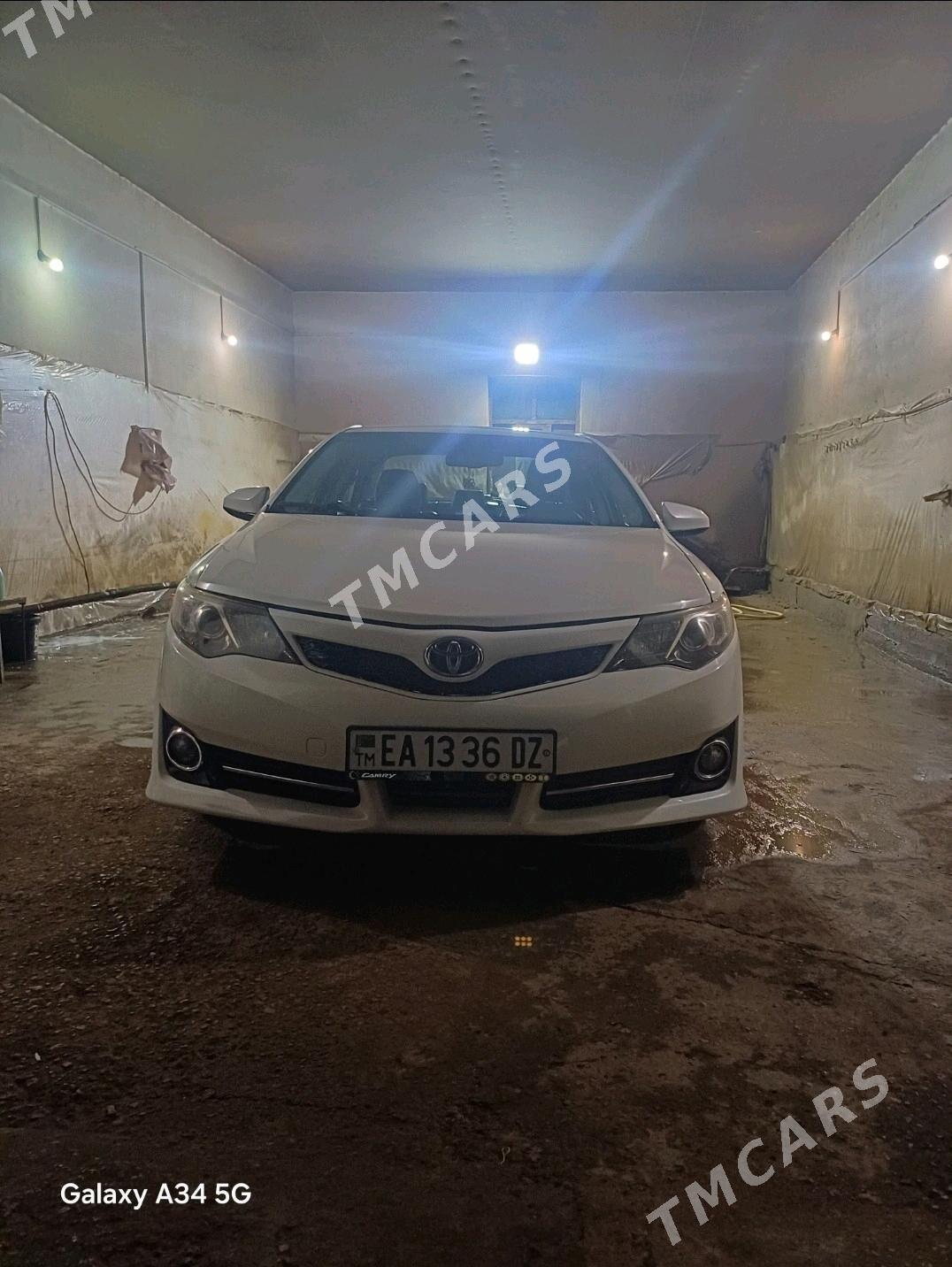 Toyota Camry 2012 - 180 000 TMT - Köneürgenç - img 8