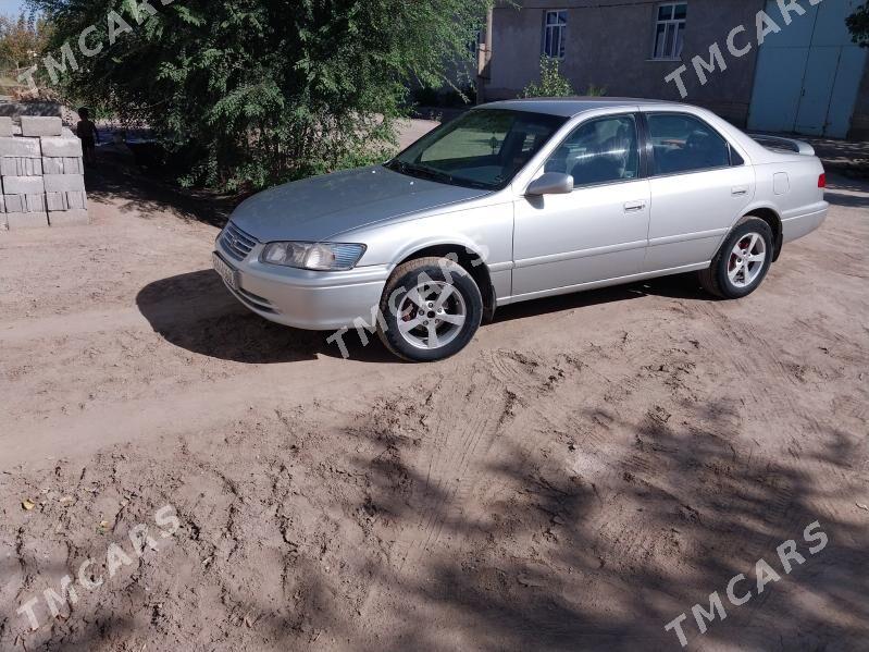 Toyota Camry 2000 - 140 000 TMT - Кёнеургенч - img 4