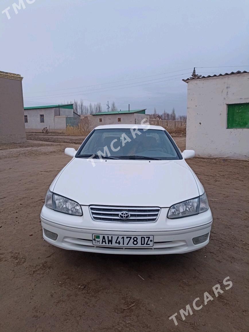 Toyota Camry 2000 - 140 000 TMT - Кёнеургенч - img 5