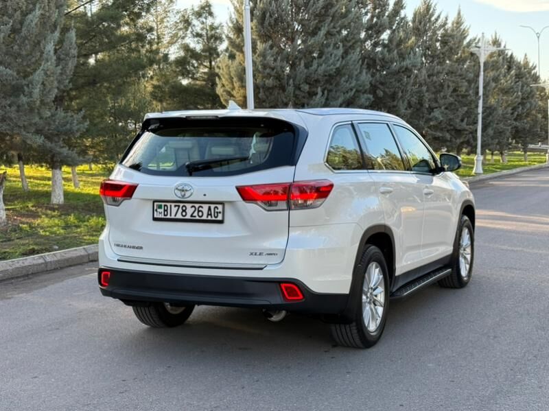 Toyota Highlander 2019 - 499 000 TMT - Ашхабад - img 3