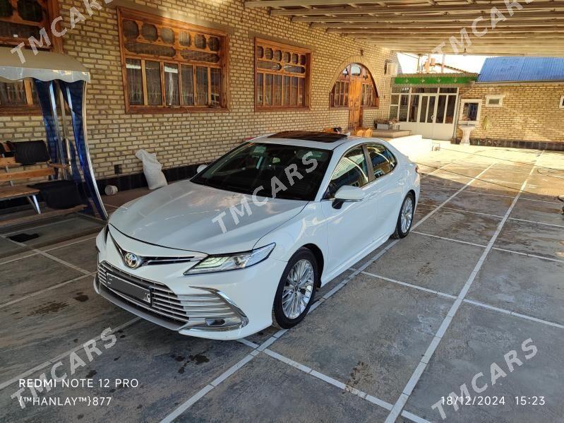 Toyota Camry 2020 - 264 000 TMT - Байрамали - img 2