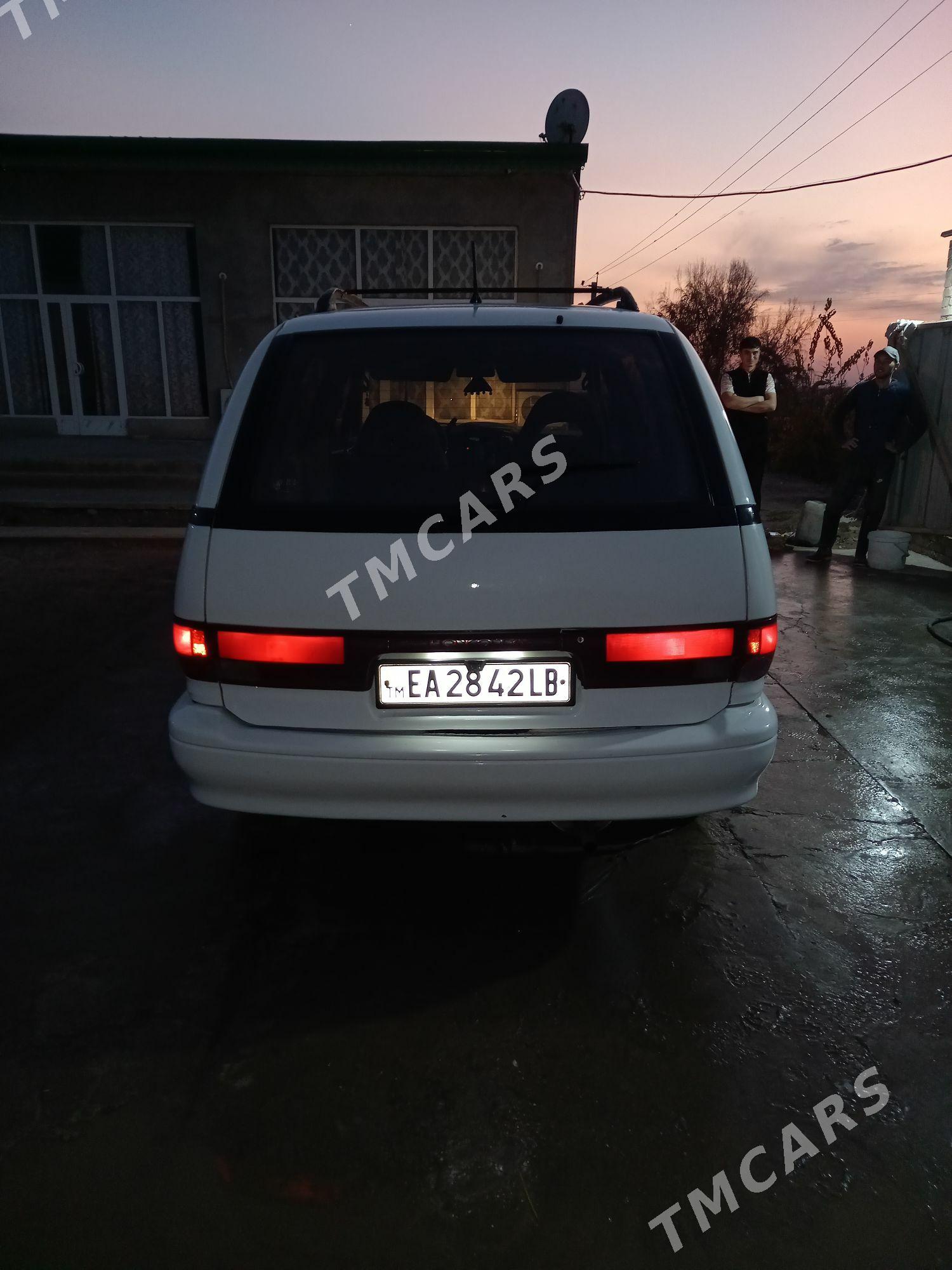 Toyota Previa 1993 - 70 000 TMT - Halaç - img 2