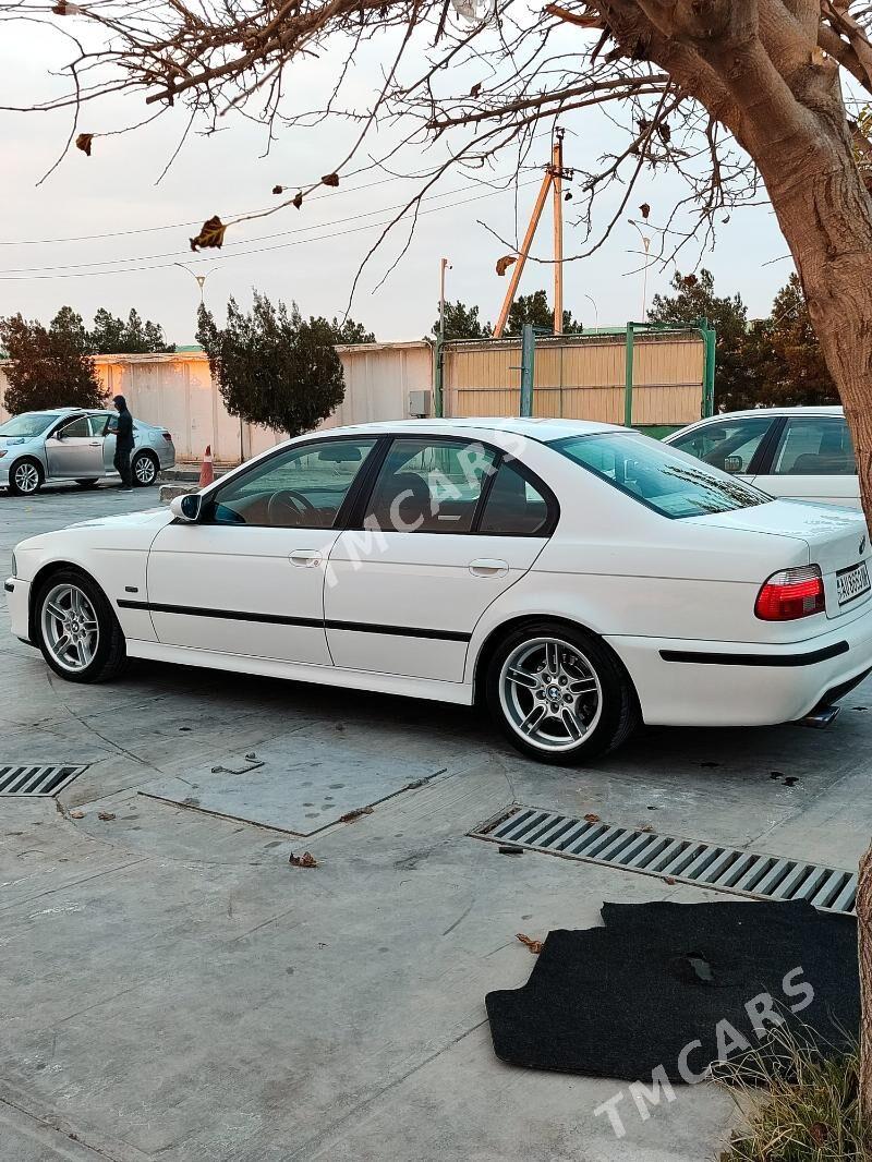 BMW E39 2001 - 115 000 TMT - Balkanabat - img 2