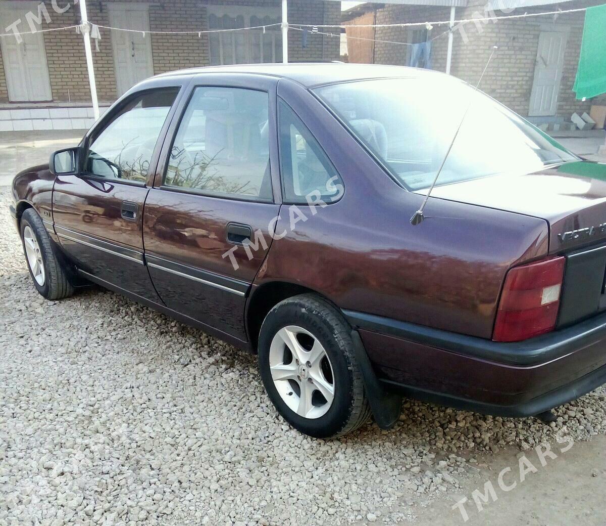 Opel Vectra 1991 - 36 000 TMT - Мары - img 2