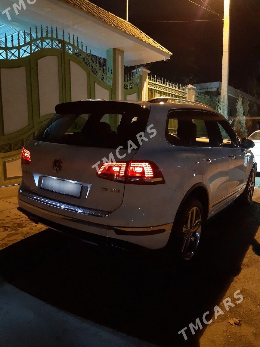 Volkswagen Touareg 2015 - 900 000 TMT - Aşgabat - img 8