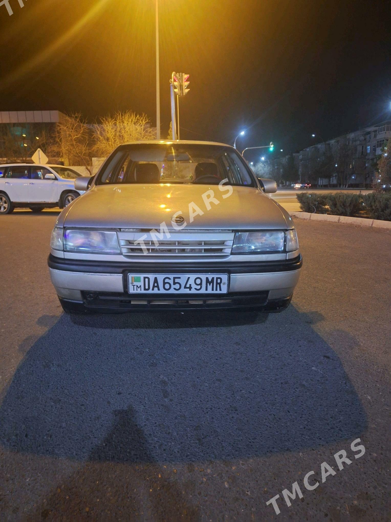 Opel Vectra 1990 - 30 000 TMT - Мары - img 5