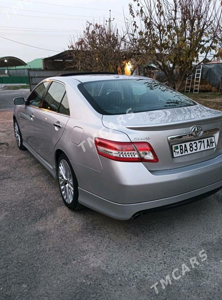 Toyota Camry 2010 - 190 000 TMT - Гёкдепе - img 2