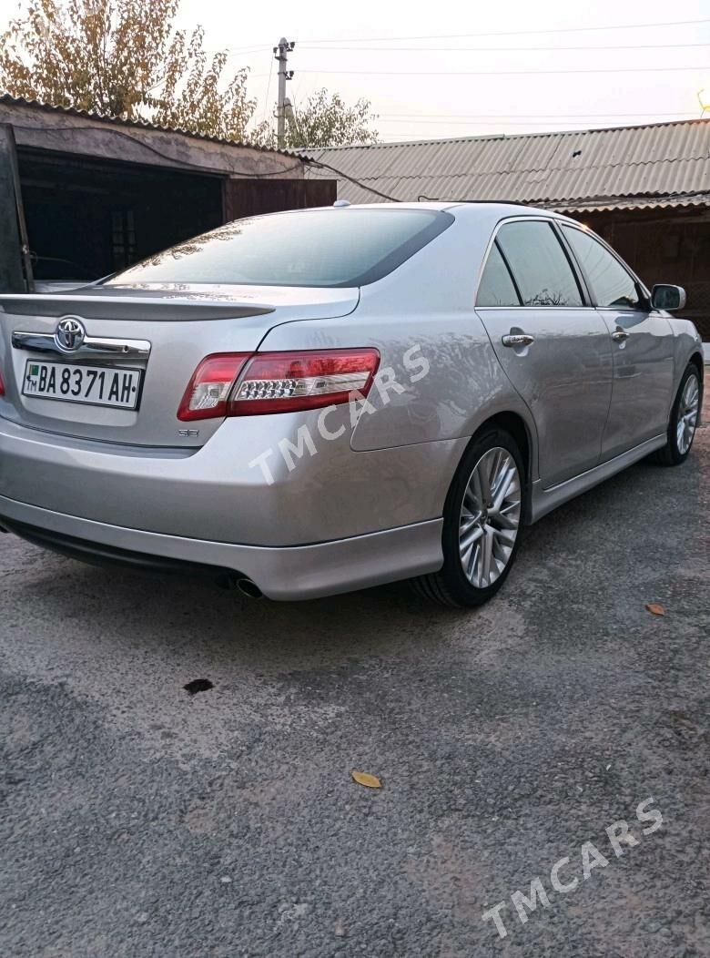 Toyota Camry 2010 - 190 000 TMT - Гёкдепе - img 3