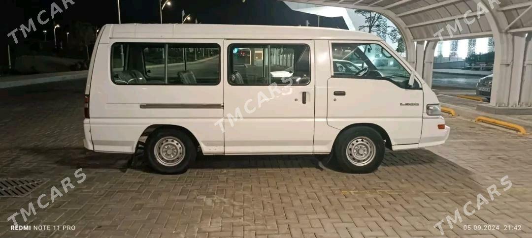 Toyota Hiace 2014 - 87 000 TMT - Туркменбаши - img 6