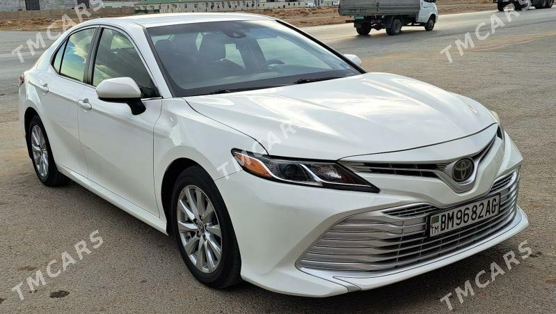 Toyota Camry 2018 - 299 000 TMT - Aşgabat - img 2