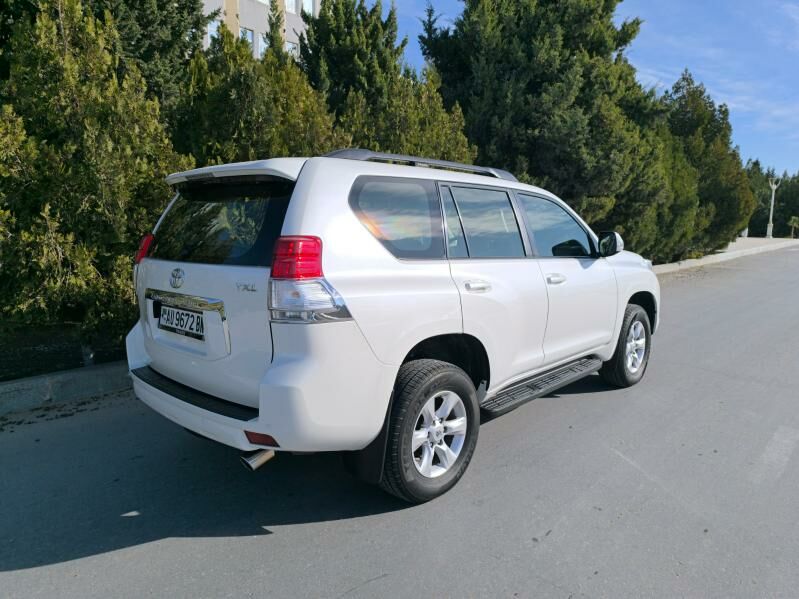 Toyota Land Cruiser Prado 2013 - 485 000 TMT - Балканабат - img 9